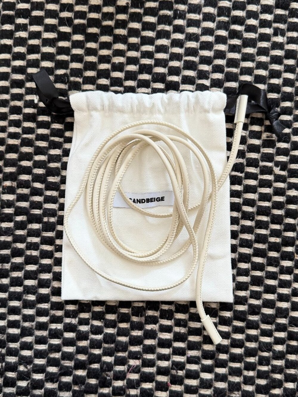 Sandbeige brand Leather Tie Belt